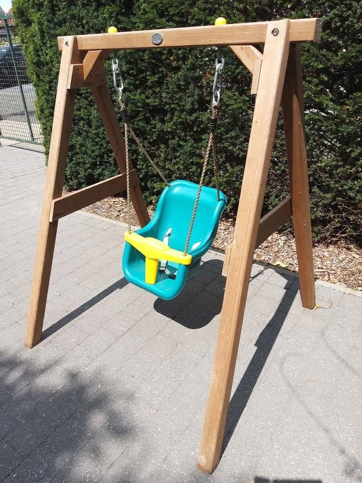 Babyschommel, Ophalen, Zo goed als nieuw, Schommel