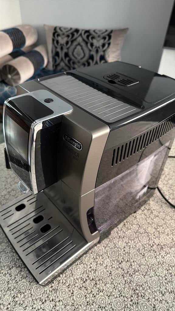 Machine delonghi dinamica plus, Elektronische apparatuur, Koffiezetapparaten, Zo goed als nieuw, Ophalen