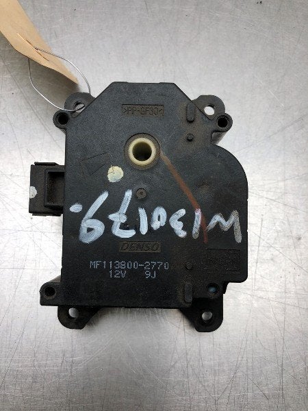 ACTIONNEUR MOTEUR VOLET CHAUFFAGE Mitsubishi Colt (Z2 / Z3), Utilisé, Mitsubishi