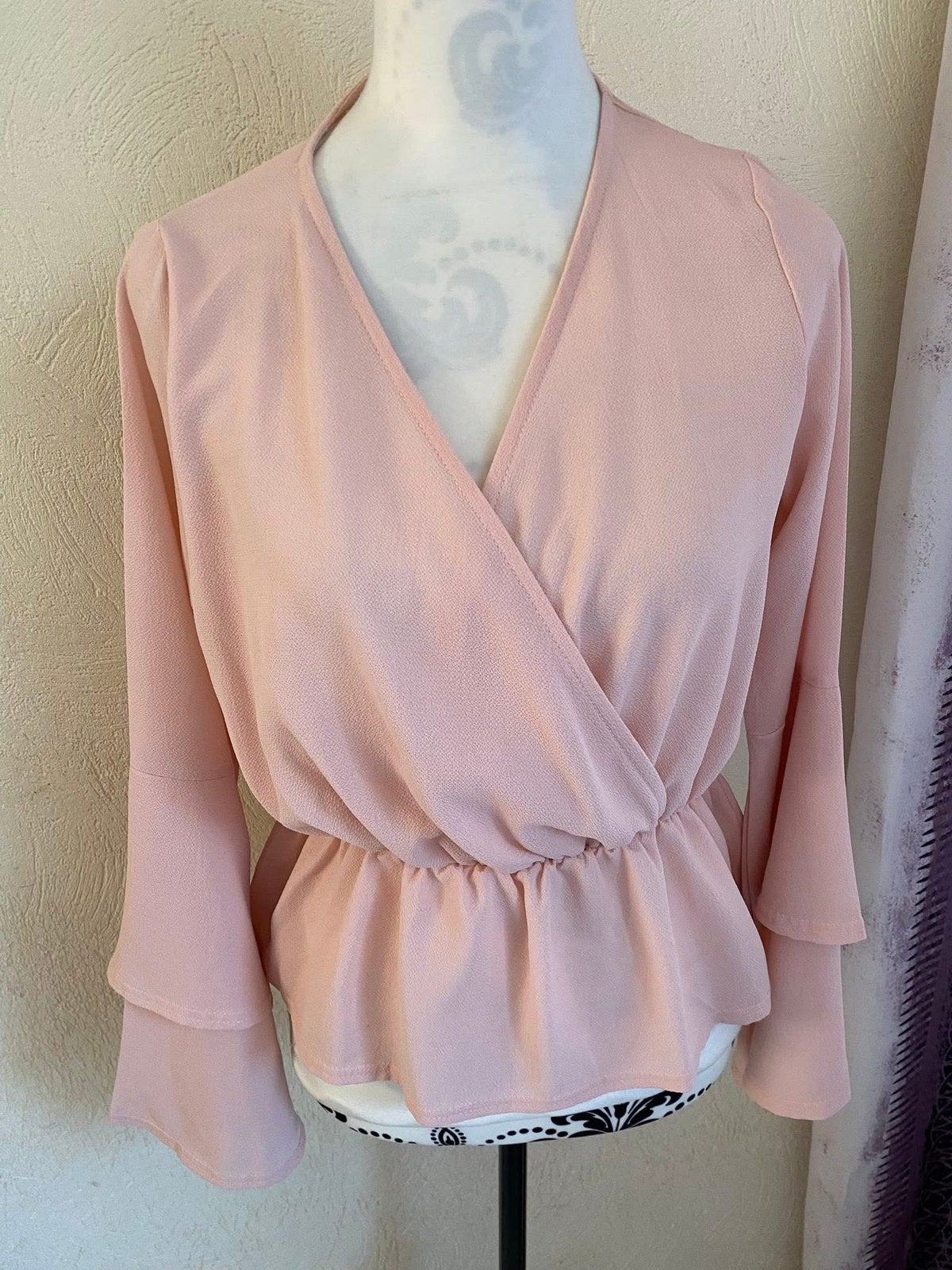 Elegante roze wikkelblouse van Outrageous Fortune 38 -, Ophalen of Verzenden, Zo goed als nieuw, Roze