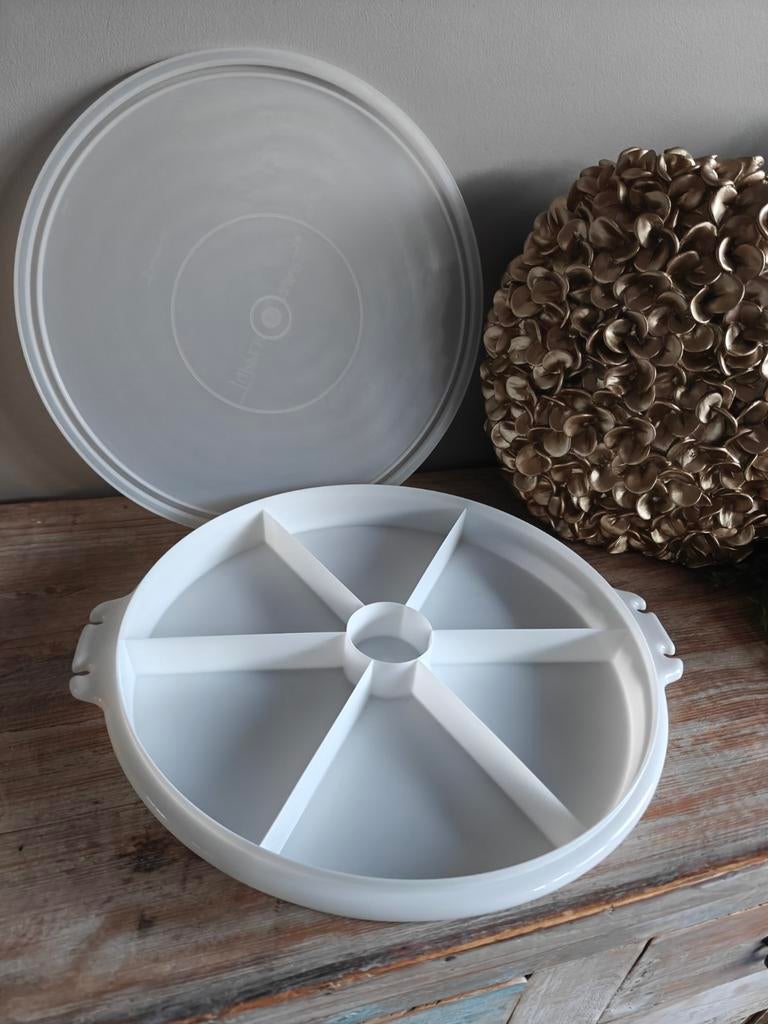 Tupperware tappas schaal , zie foto's, Huis en Inrichting, Keuken | Tupperware, Ophalen of Verzenden, Schaal