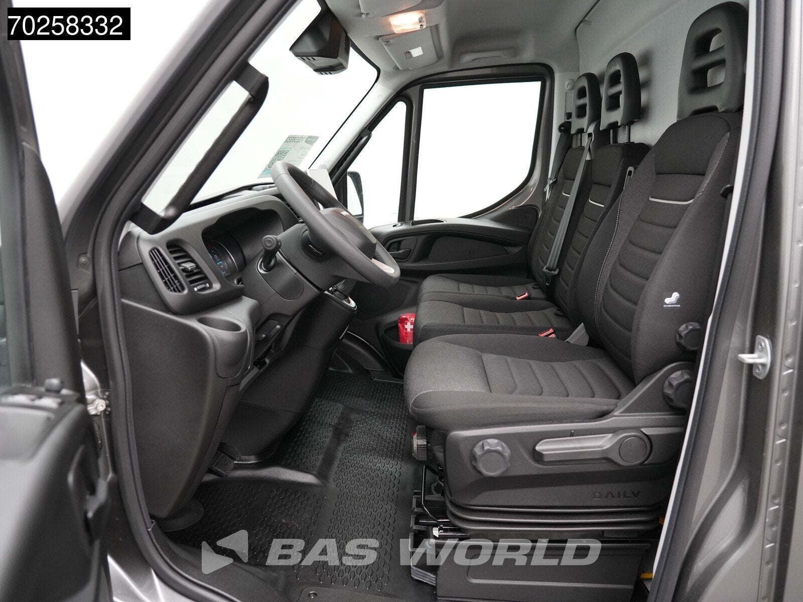 Iveco Daily 35S21 BPM VRIJ! 3.0L Automaat 210PK L3H2 2025-Mo, Neuf, Argent ou Gris, Achat, Euro 6