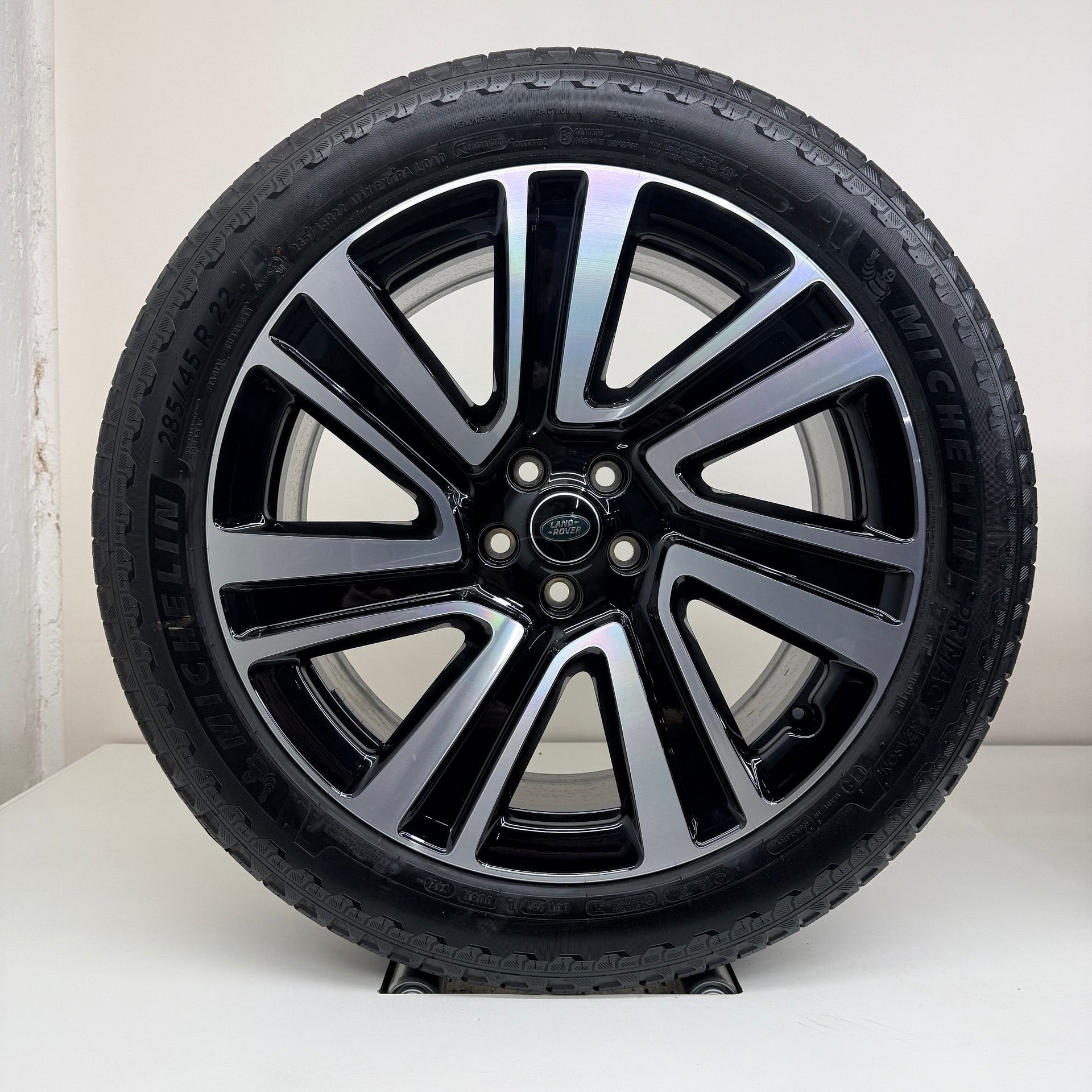 Land Rover Range Rover - 22 inch - all season, Gebruikt, 285 mm, Banden en Velgen, Overige maten