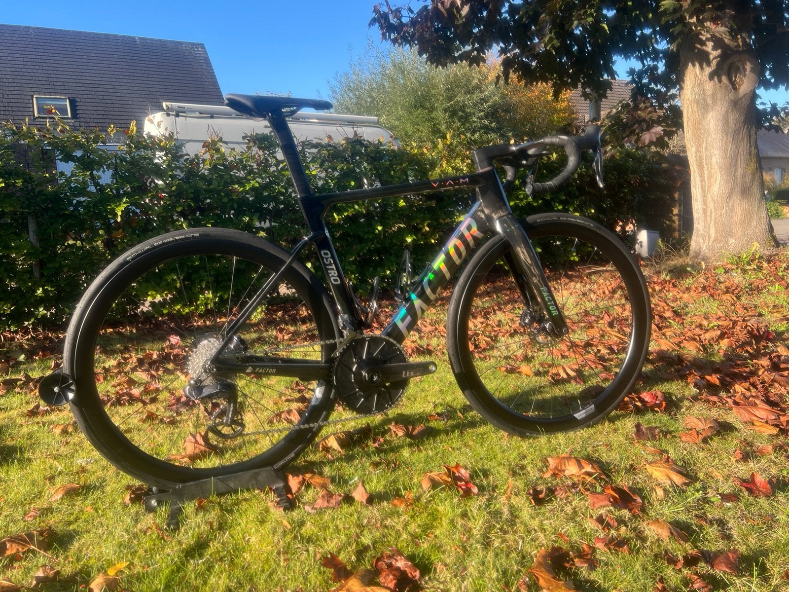 Factor ostro vam, Fietsen en Brommers, Ophalen, Zo goed als nieuw, Carbon