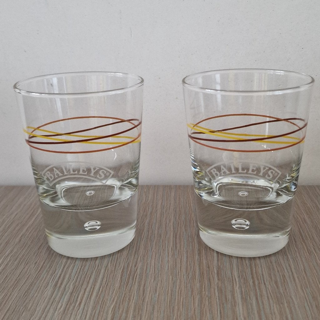 2 x Baileys glas, Huis en Inrichting, Ophalen of Verzenden, Nieuw, Glas, Glas of Glazen