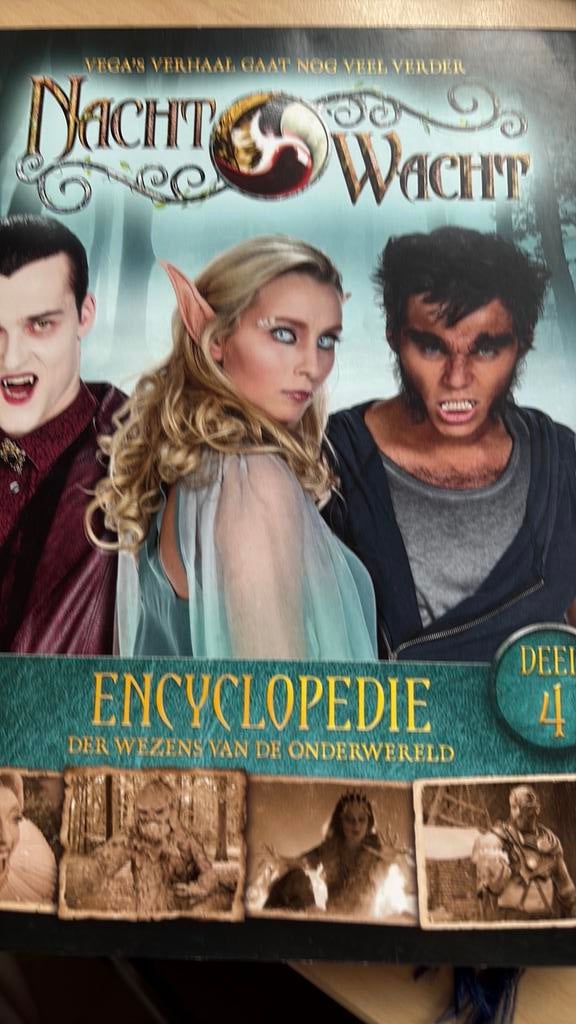 Nachtwacht Encyclopedie 4, Boeken, Kinderboeken | Jeugd | onder 10 jaar, Ophalen