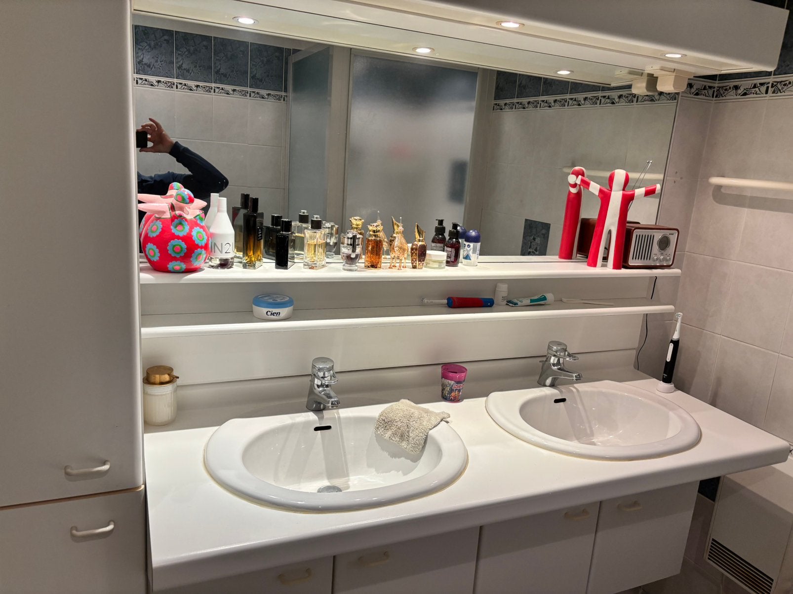 Gratis badkamer wel zelf uit te breken en alles meenemen, Ophalen, Gebruikt