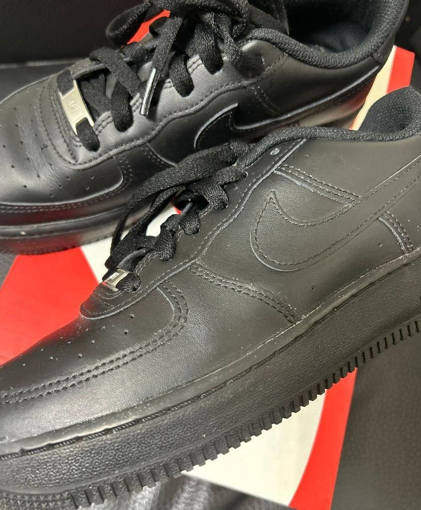 Air force 1, Kleding | Dames, Schoenen, Ophalen, Zo goed als nieuw, Zwart