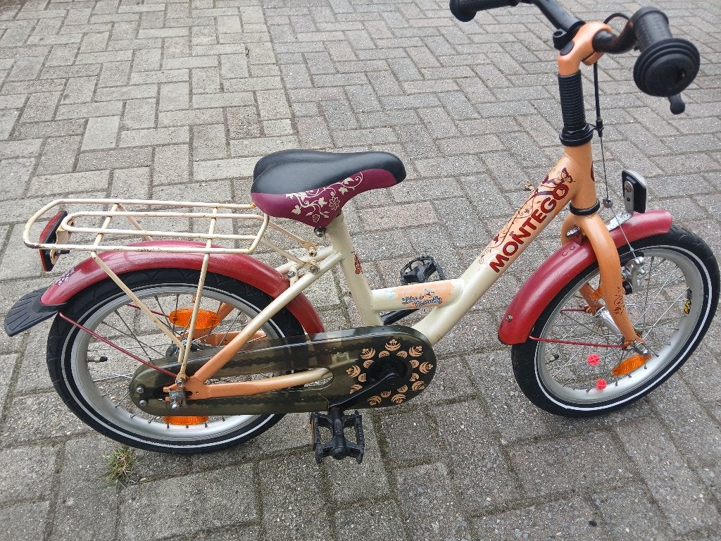 Meisjesfiets 16 inch, Fietsen en Brommers, Fietsen | Meisjes, Ophalen, Terugtraprem, Gebruikt, Handrem