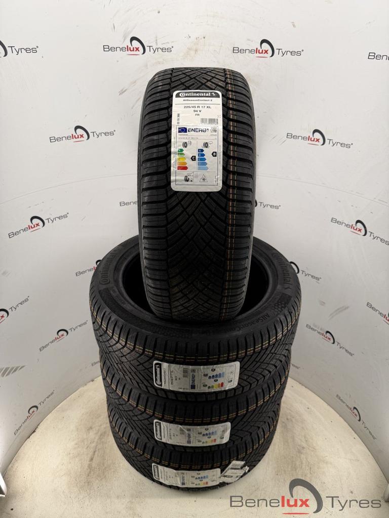 all-season 225/45R17 Continental 225/45 R17 225/45/17 225451, Autos : Pièces & Accessoires, Pneus & Jantes, Pneu(s), 4 Saisons