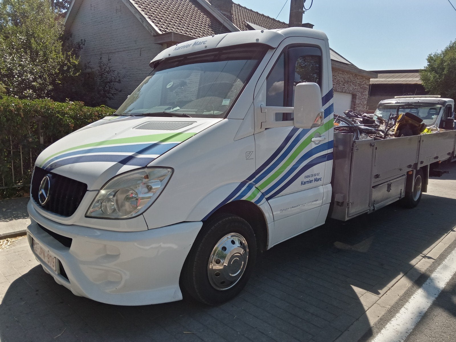 mooie camionette Mercedes sprinter met kraantje en Wings, 4 cilinders, Wit, Mercedes-Benz, Grijs