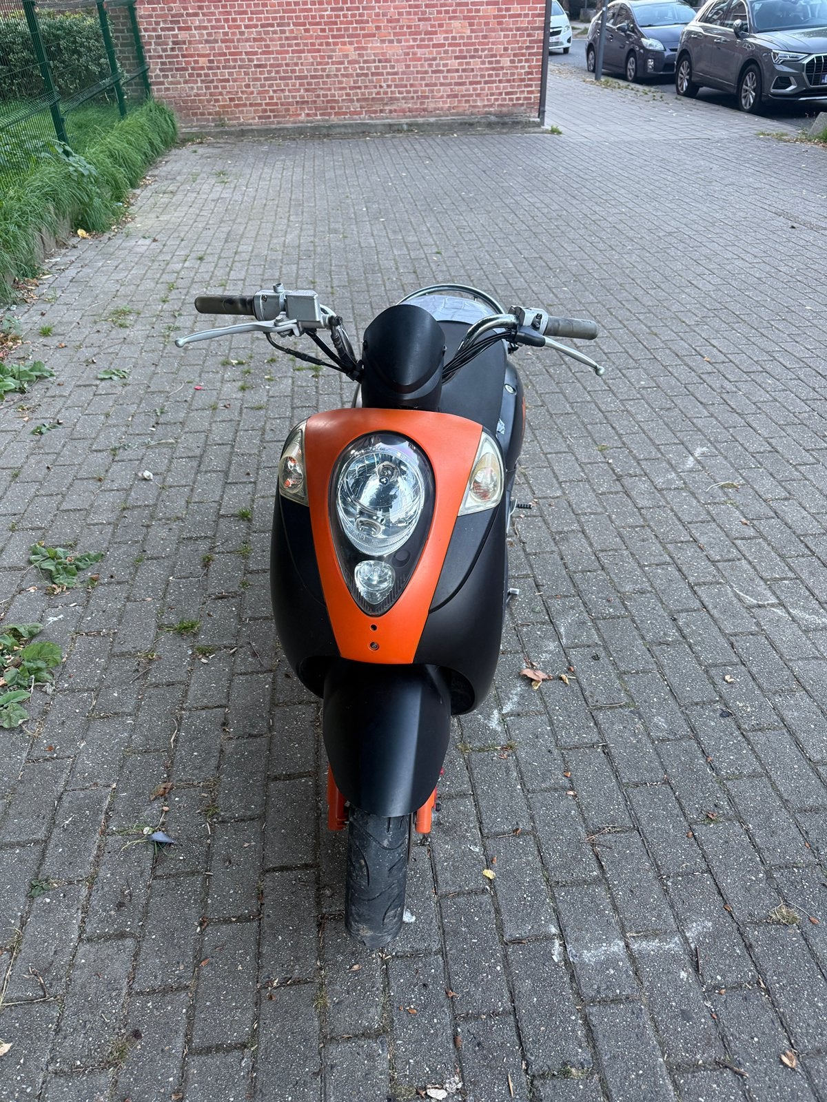 Sym mio 50, Fietsen en Brommers, Gebruikt, Klasse A (25 km/u), Benzine, Ophalen