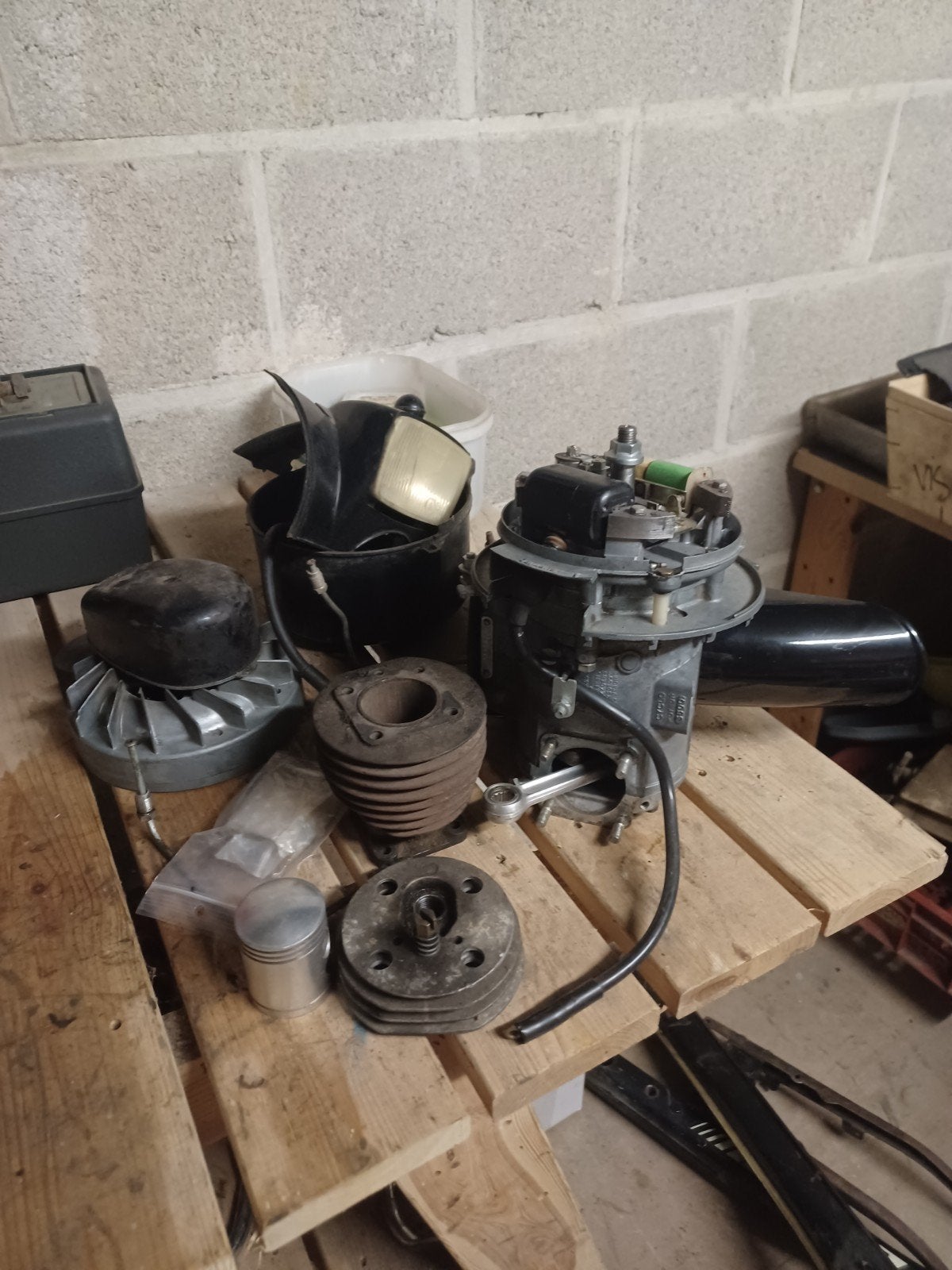 bas moteur neuf Solex 3800 + pièces, Vélos & Vélomoteurs, Pièces de cyclomoteur | Oldtimers & Ancêtres, Carburateur, Enlèvement ou Envoi