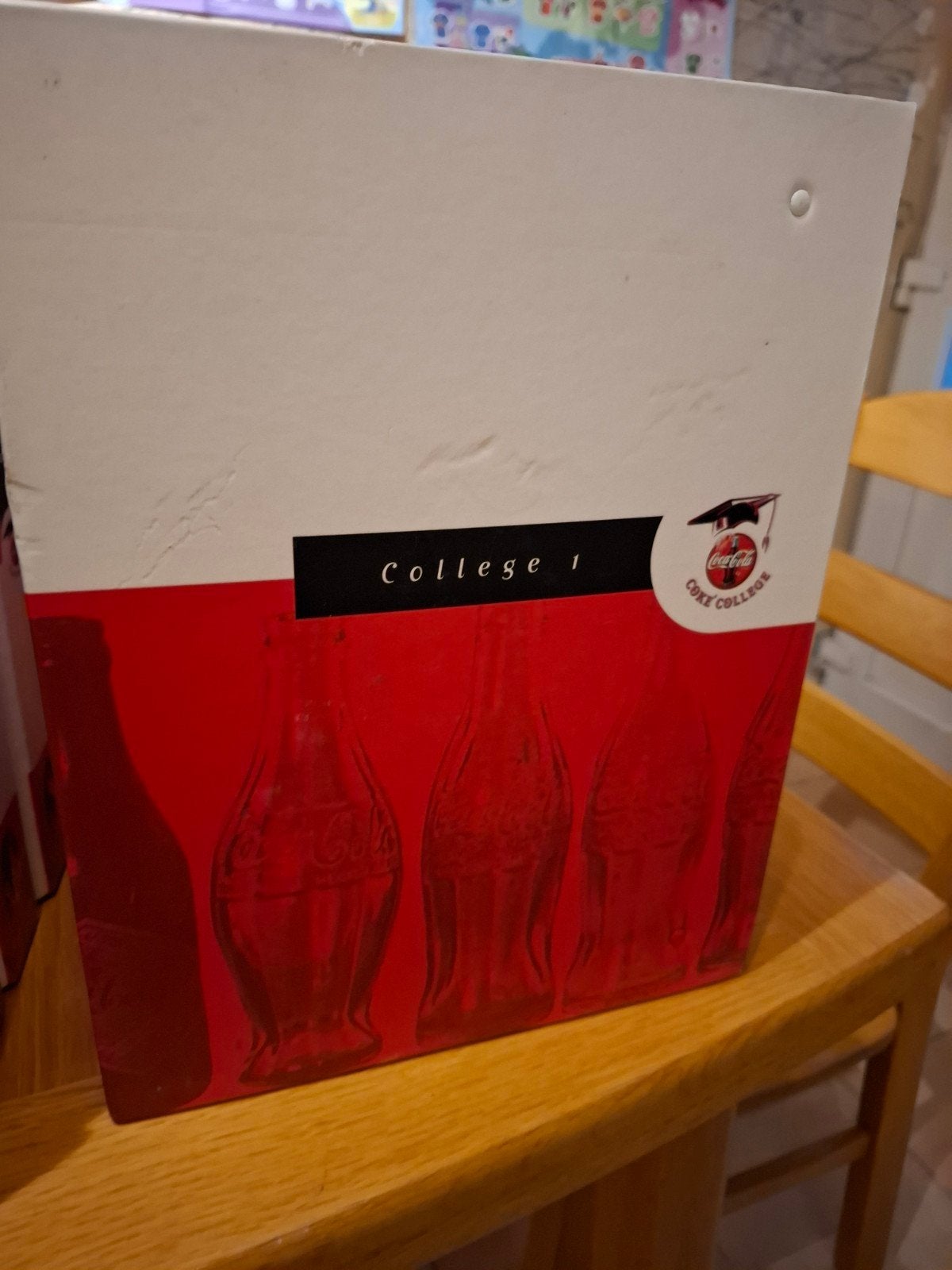 Zeldzame set Coca-Cola "Coke College" mappen, Verzamelen, Ophalen