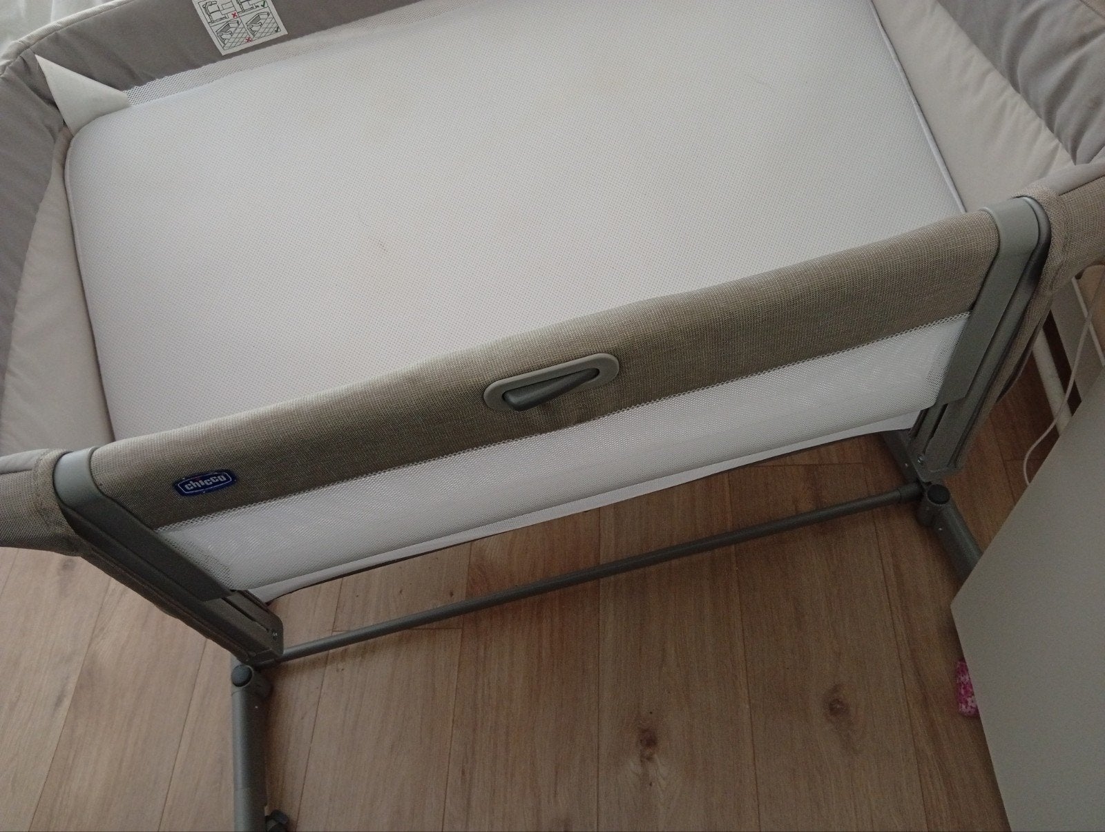 Chicco Next2Me Magic co-sleeper / wiegje (Inclusief matras), Enlèvement, Matelas