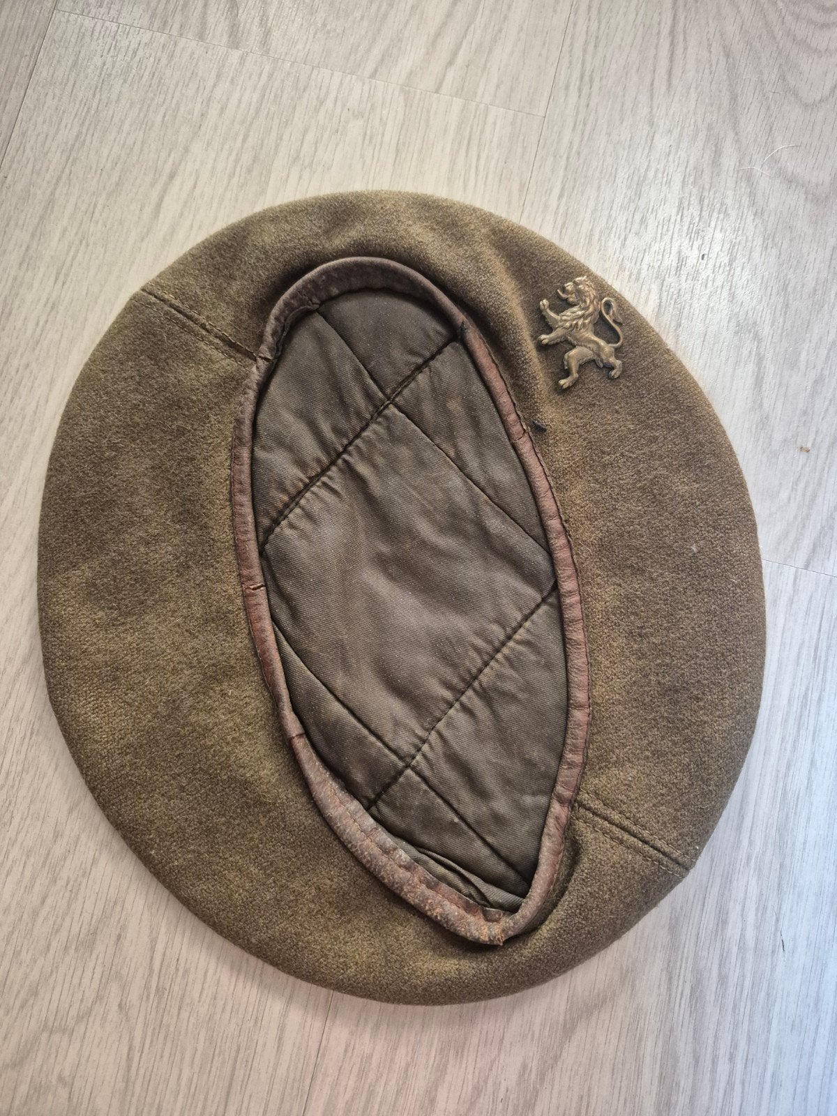 Piron baret, Collections, Enlèvement ou Envoi