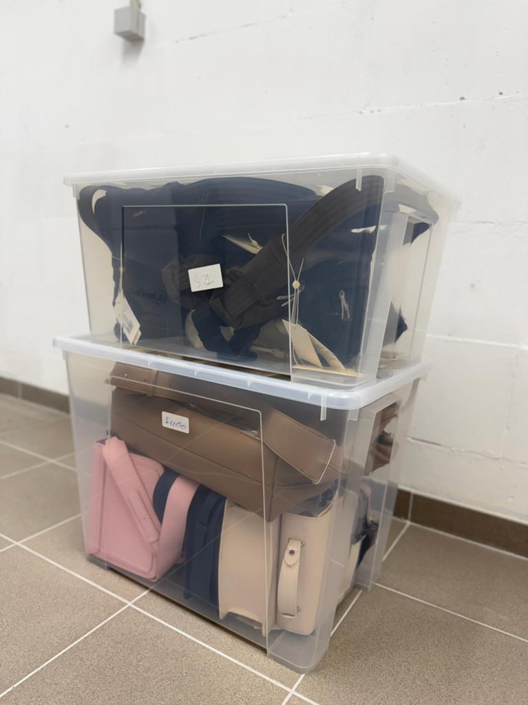 Lot 20 sacs HVISK neufs étiquettes | Maroquinerie tendance, Kleding | Dames, Ophalen, Nieuw