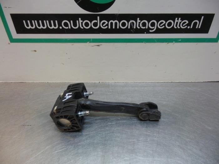 Butée 4portes arrière gauche d'un Opel Astra (Astra H 04-), Autos : Pièces & Accessoires, -, Opel, Utilisé, -