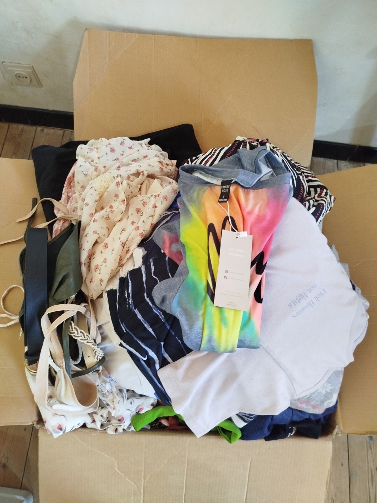 Lot de vêtements femme, Enlèvement, Comme neuf, Taille 42/44 (L)