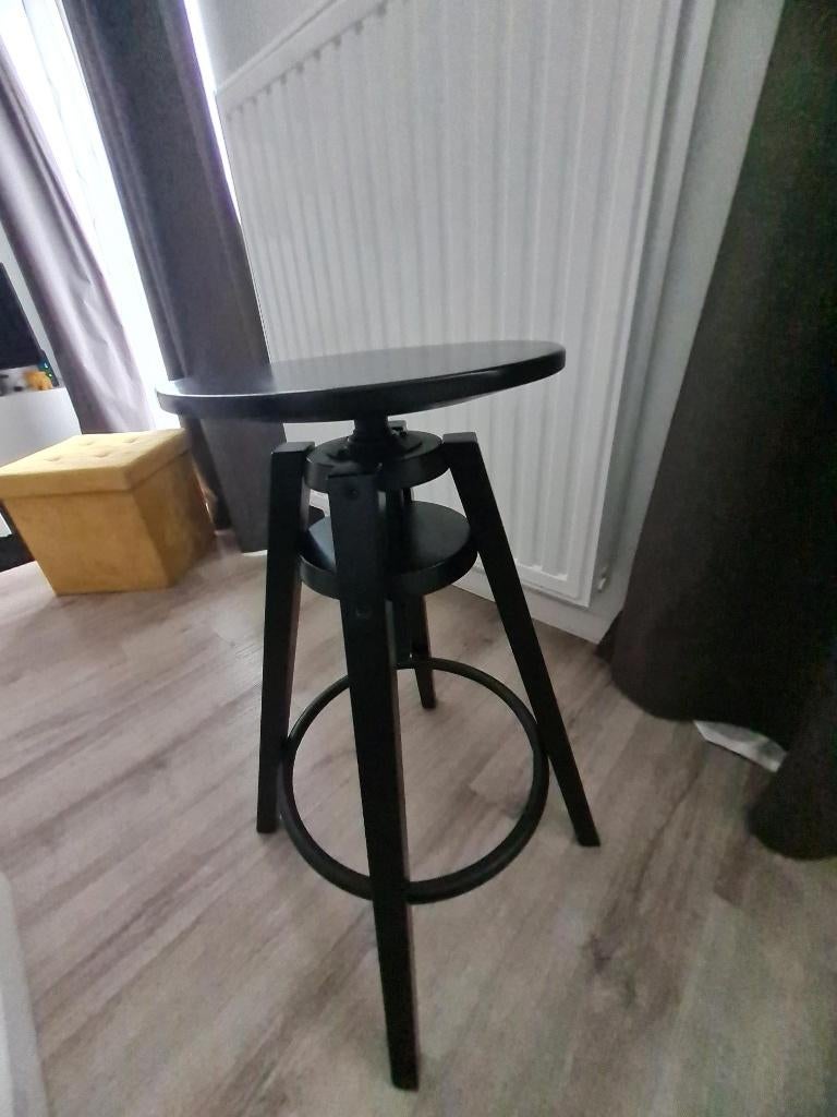 Tabouret de bar, 1 tabouret, Comme neuf, Bois, 60 à 90 cm