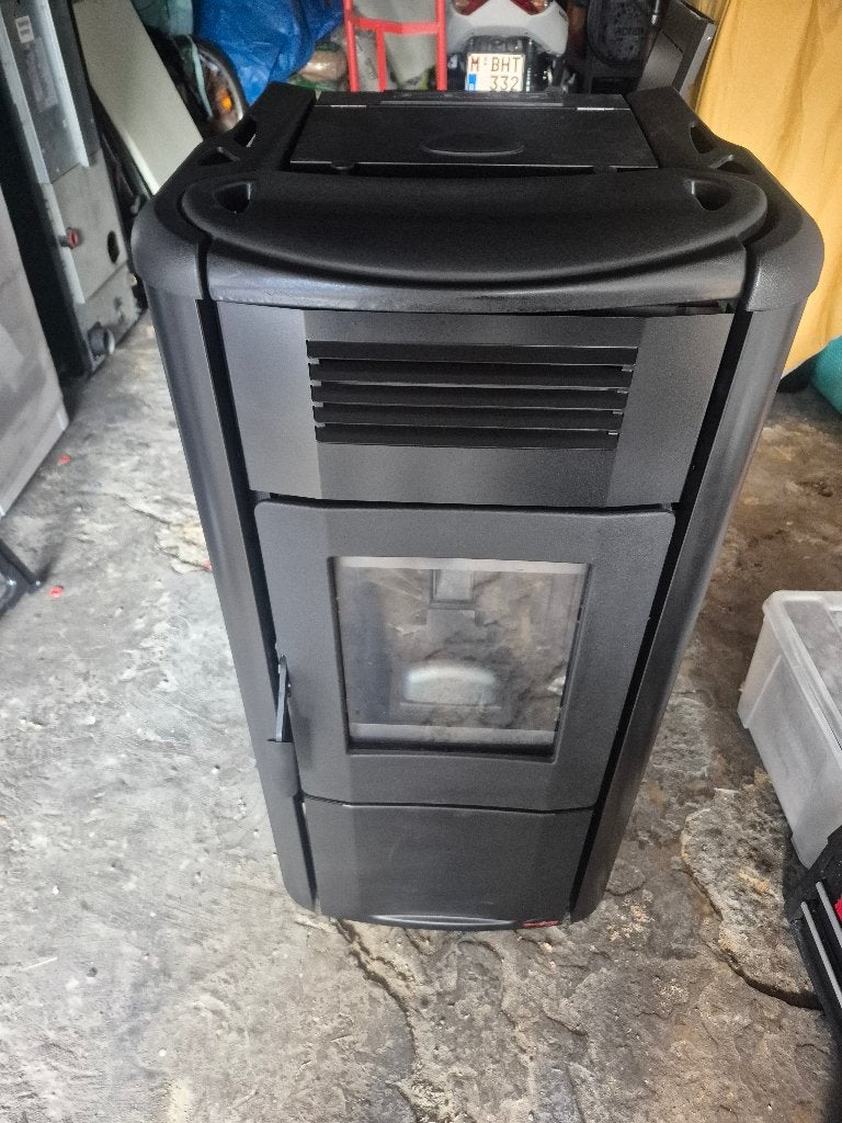 Poele a pellet exctraflame, Enlèvement, Comme neuf