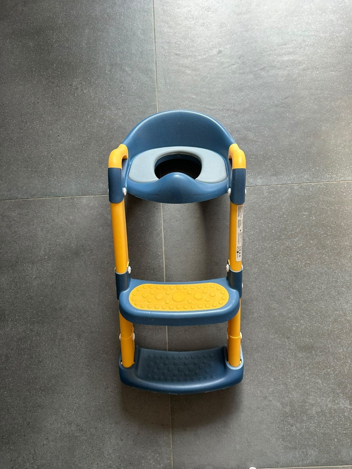 Lot bébé/enfant : baignoire, chaise haute et 2 réducteurs WC, Enlèvement