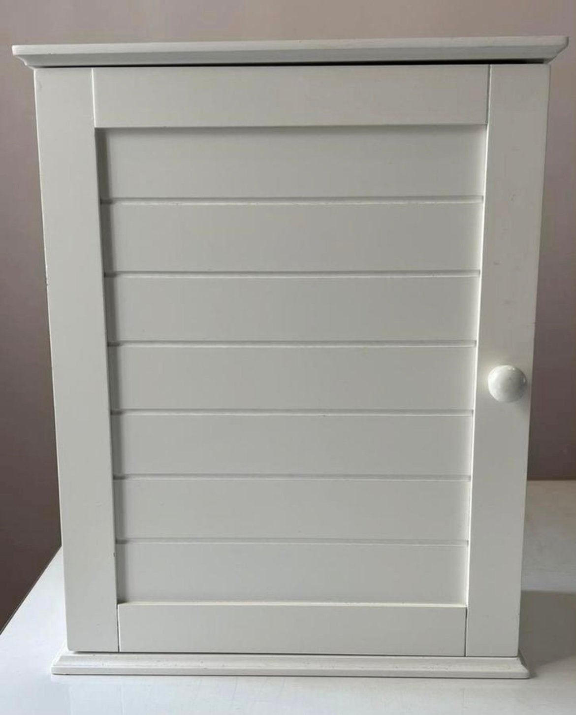 witte houten badkamer kastje, Ophalen, Zo goed als nieuw
