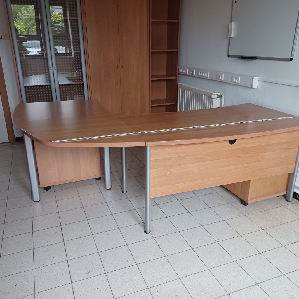 Bureau, Huis en Inrichting, Bureaus, Hout, Hoekbureau, Bruin, Zo goed als nieuw