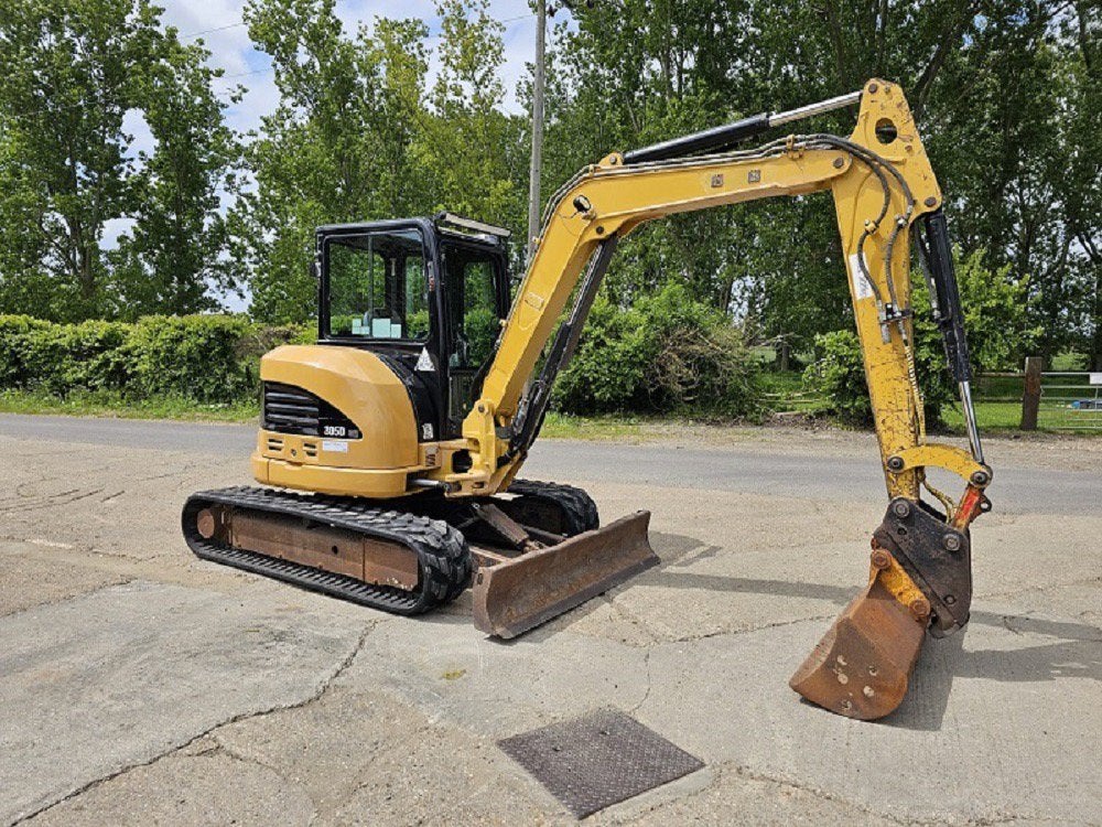 Mini pelle Caterpillar 305 D, Articles professionnels, Machines & Construction | Grues & Excavatrices, Enlèvement ou Envoi