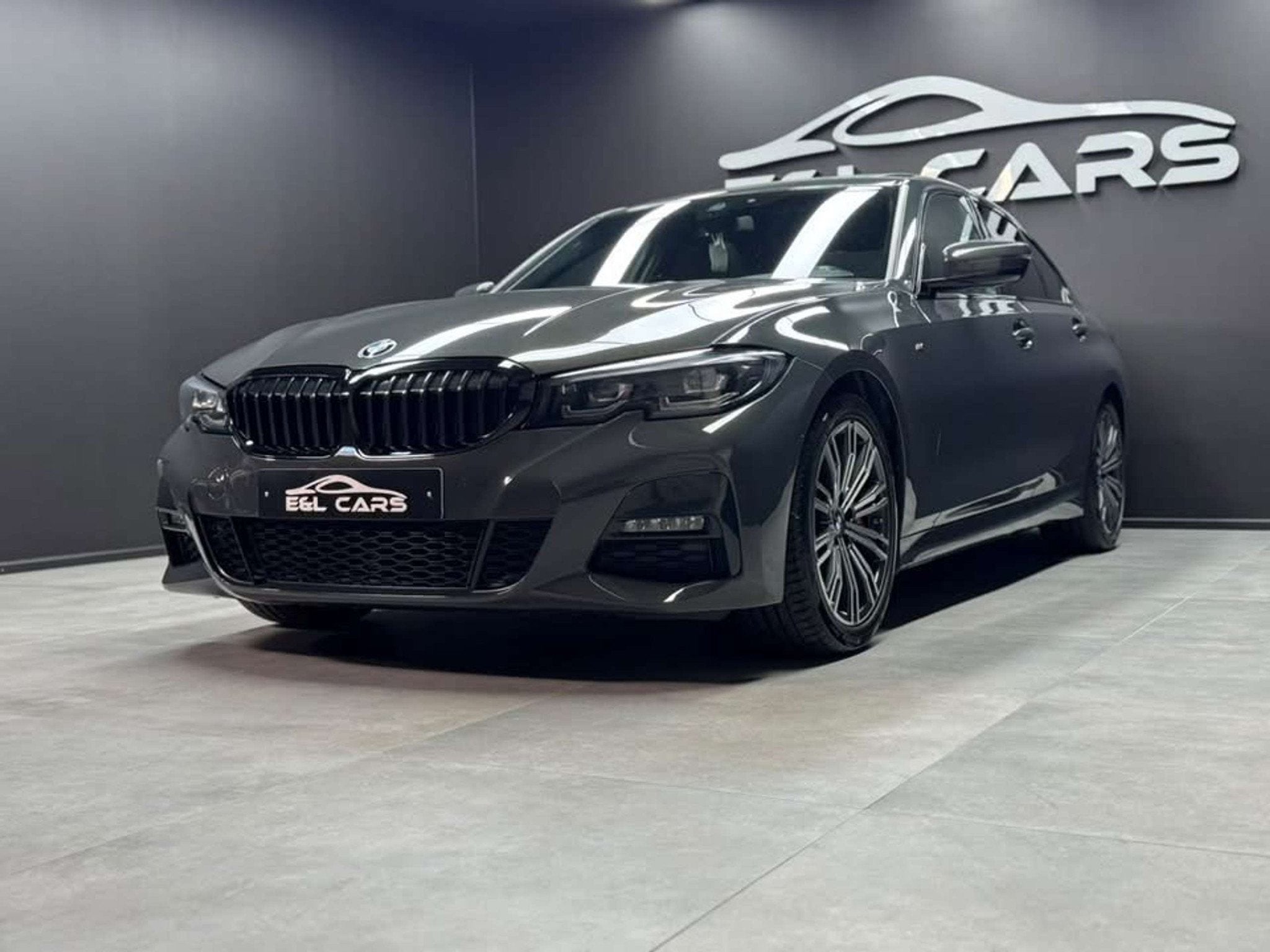 BMW 3 Serie 320 320 dAS MHEV Pack M *12 mois de garantie*, Auto's, Automaat, 4 deurs, 4 cilinders, Alcantara