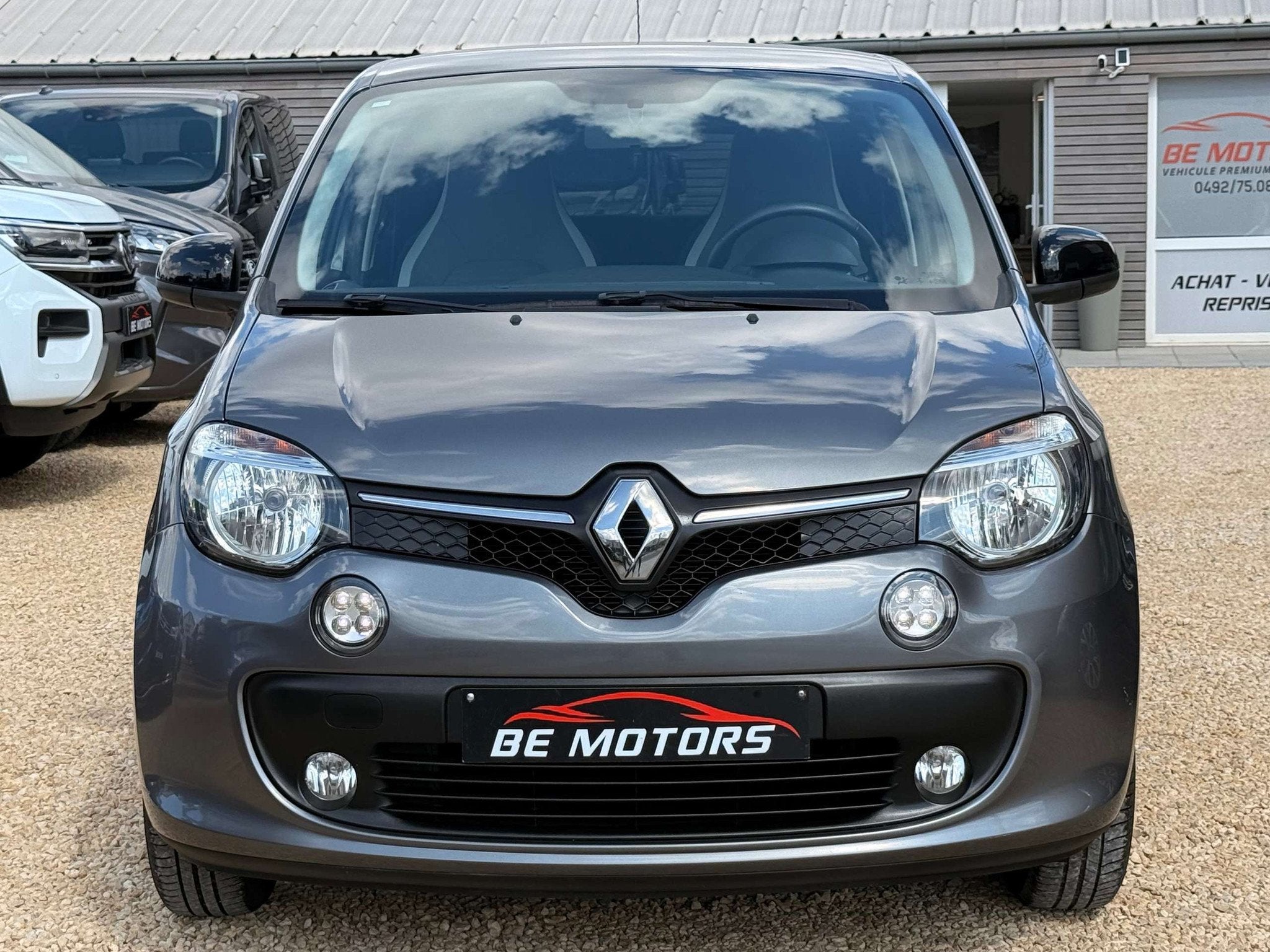 Renault Twingo 1.0i SCe Limited 70CV 1RE MAIN AIRCO BLUETOOT, Voorwielaandrijving, 4 zetels, Twingo, Gebruikt