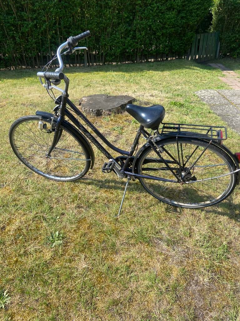 Vrouwen fiets, Ophalen