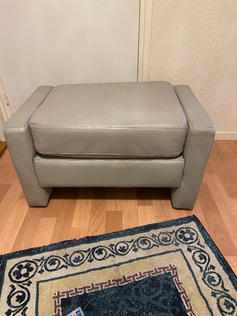 Hocker voetenbankje leder, Comme neuf, Enlèvement, Moins de 50 cm, Rectangulaire