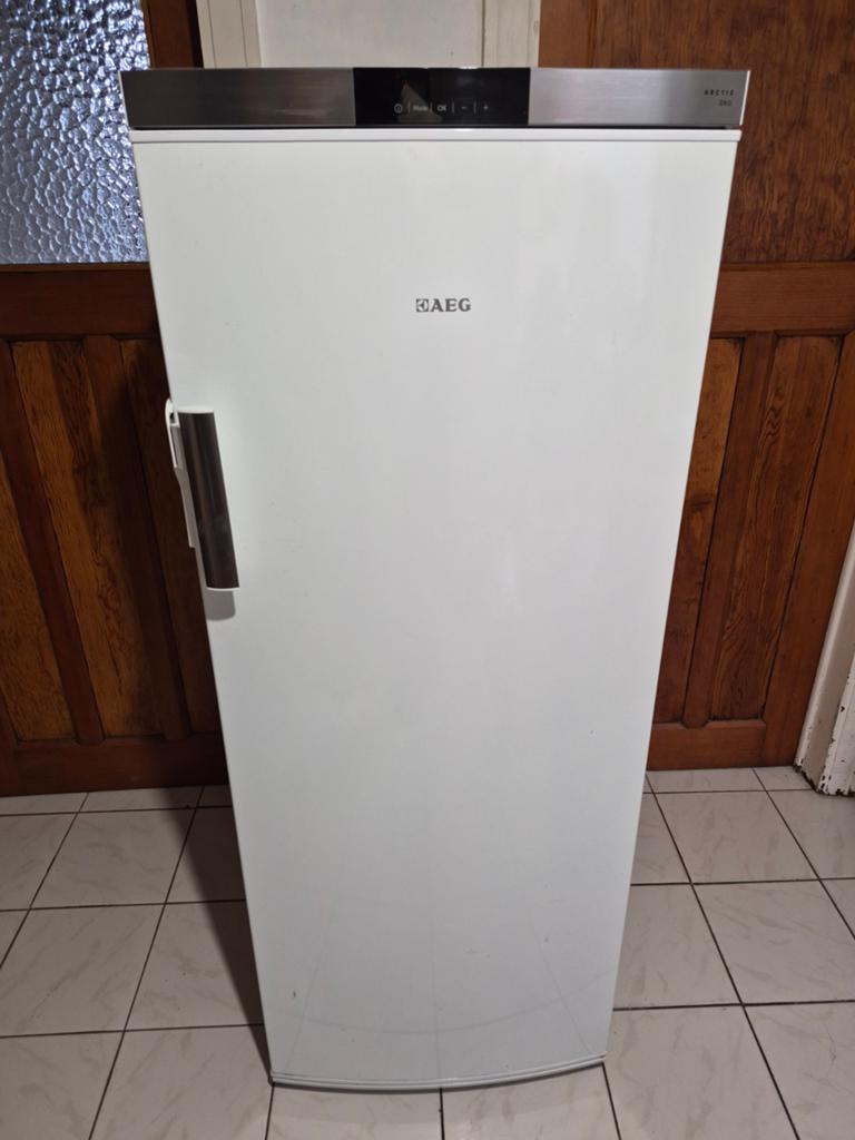 Congélateur AEG, Congélateur, Utilisé, 60 à 90 cm, Autoportant