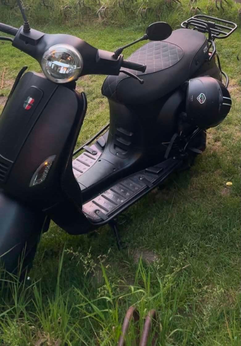 Brommer te koop voor onderdelen., Ophalen, Gebruikt, Benzine, Overige merken