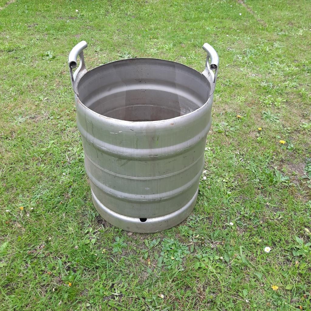 Biervat in inox . Met handvaten . Zie beschrijving ., Tuin en Terras, Bloembakken en Plantenbakken, Ophalen of Verzenden