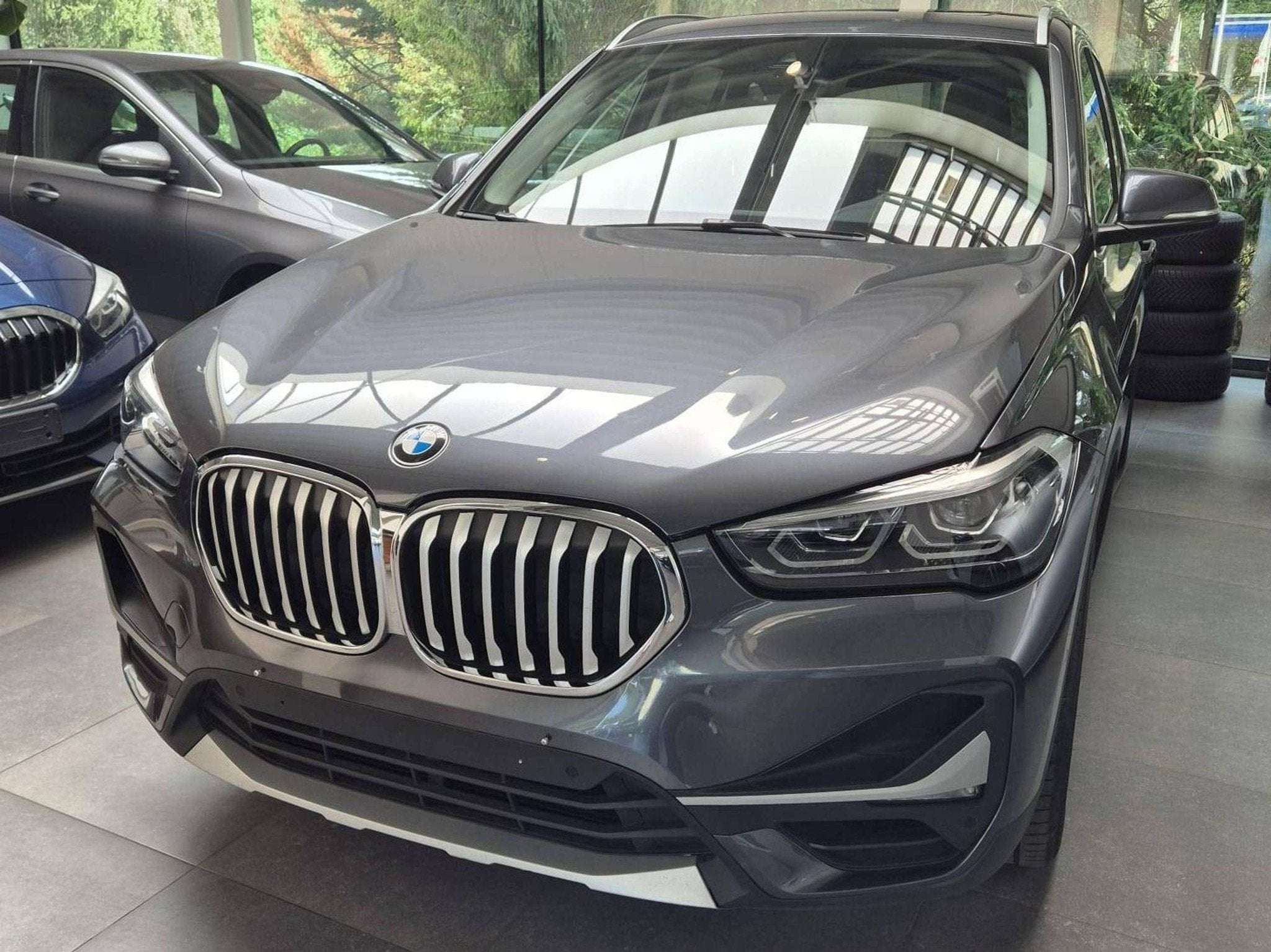 BMW X1 X1 2.0iA sDrive (automatique), Autos, Argent ou Gris, Euro 6, Entreprise, Système audio