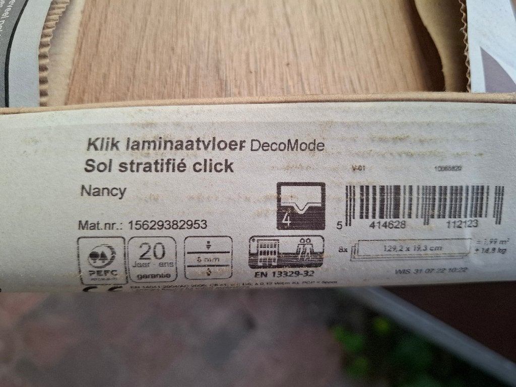 DecoMode Laminaat Nancy - Eik - 20m2, Doe-het-zelf en Bouw, Ophalen, 50 tot 150 cm, Zo goed als nieuw, 10 m² of meer