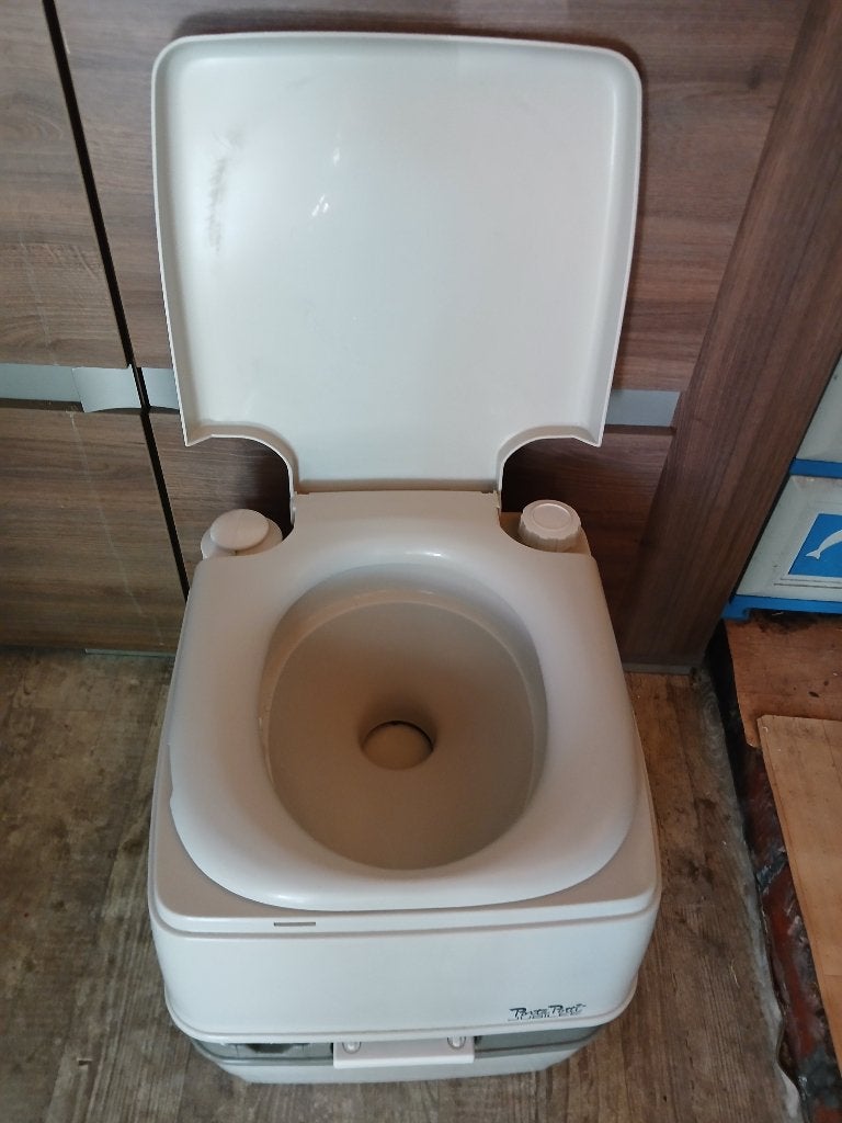 Draagbare toilet, Caravans en Kamperen, Ophalen, Gebruikt