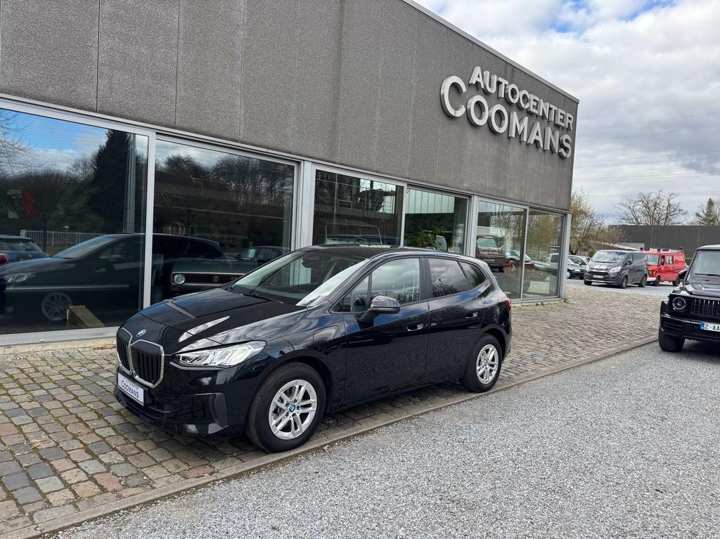 BMW 2 Serie 225 Active Tourer 225xeA PHEV (180 kW) 23.967 +, Auto's, BMW, Zwart, 136 pk, Zwart, 5 zetels