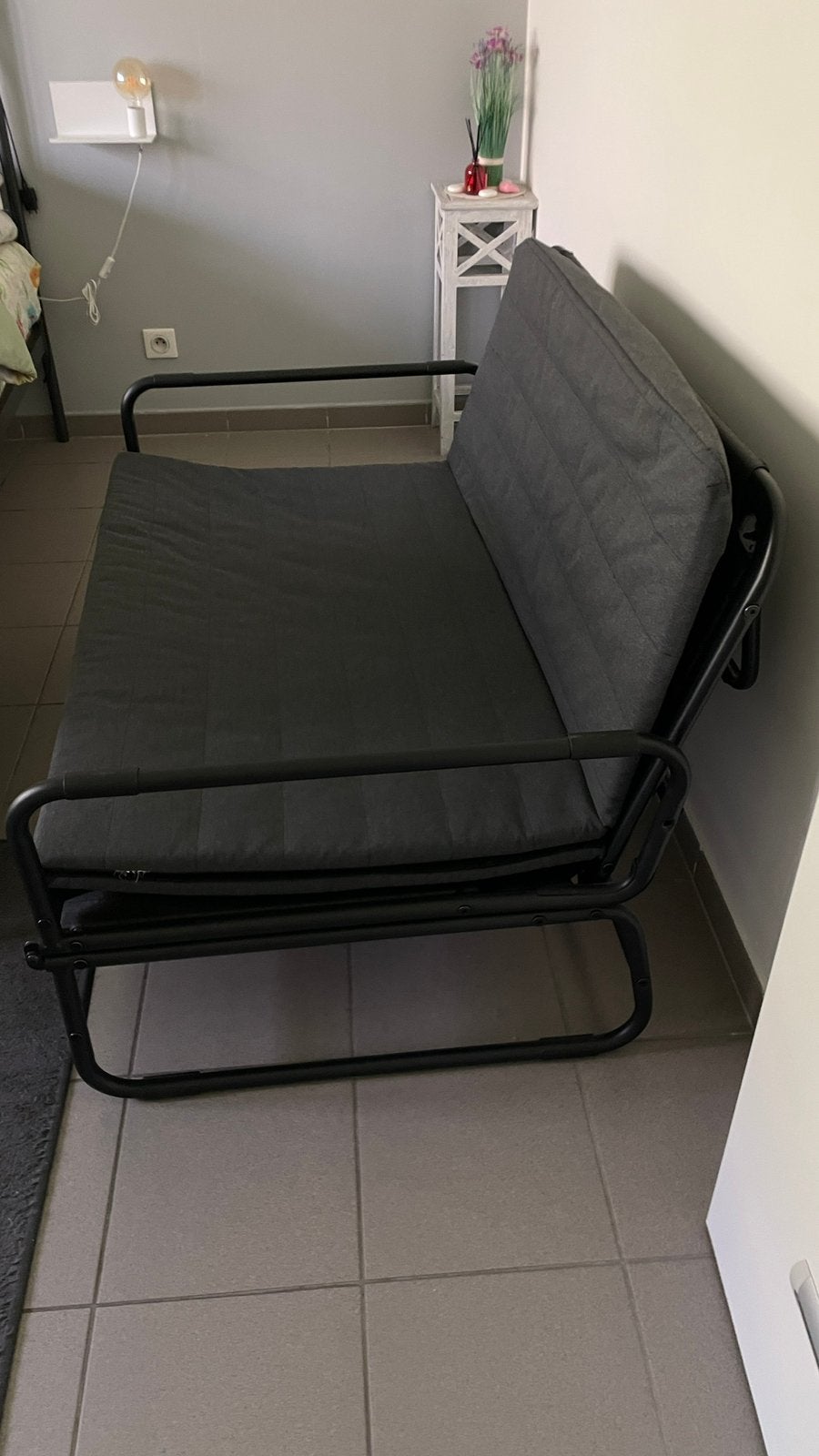 Zetelbed, Ophalen, Zwart, Zo goed als nieuw, Twijfelaar