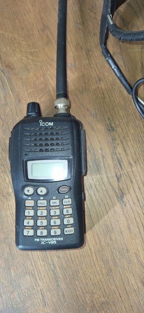 Walkie talkie met koptelefoon en micro, Enlèvement