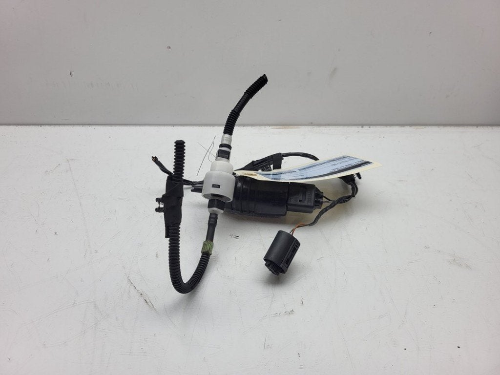 LAVE-GLACE POMPE AVANT 3 serie Touring (G21) (738834903), Utilisé, BMW