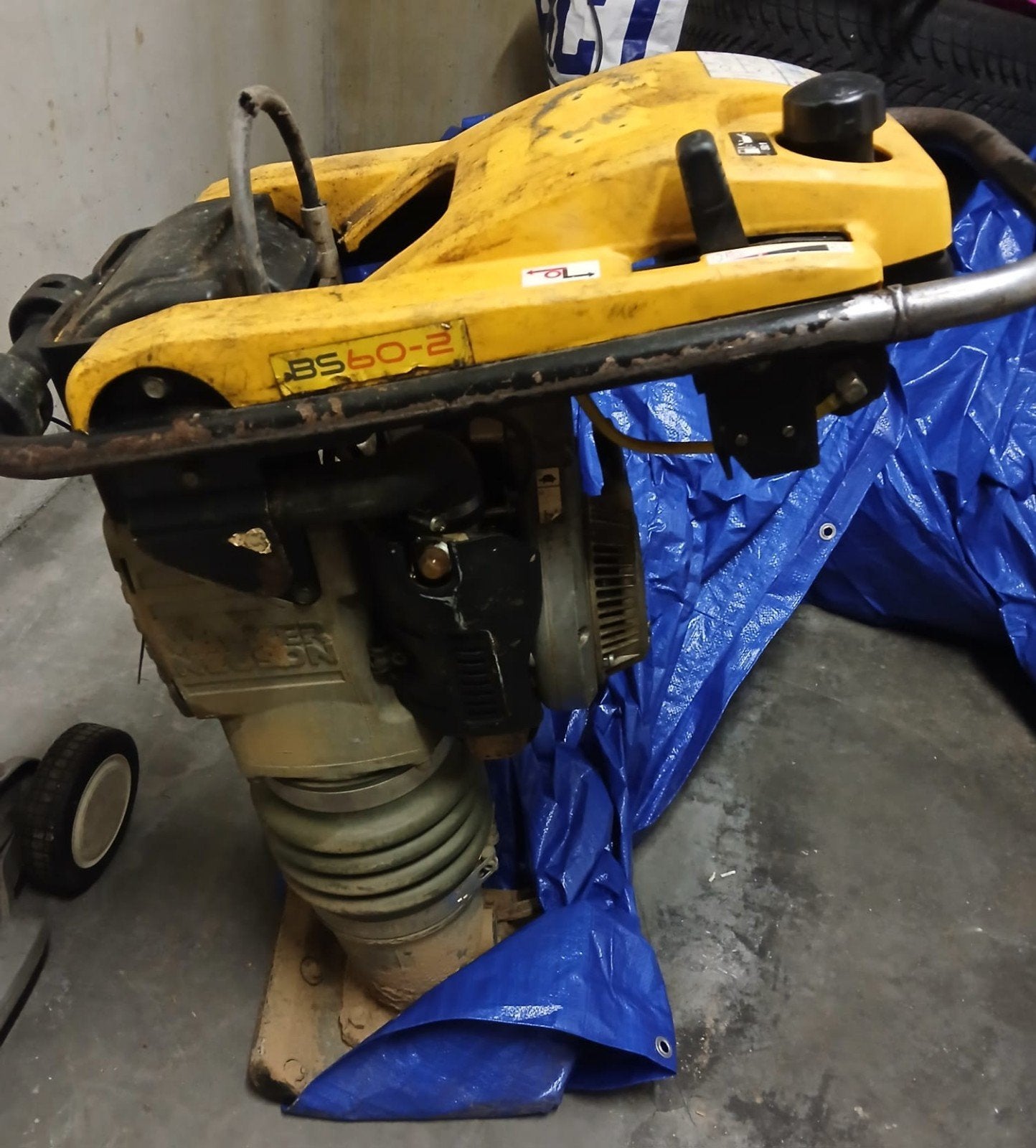 Neuson wacker stamper    bs60 2 perfect staat, Doe-het-zelf en Bouw, Ophalen