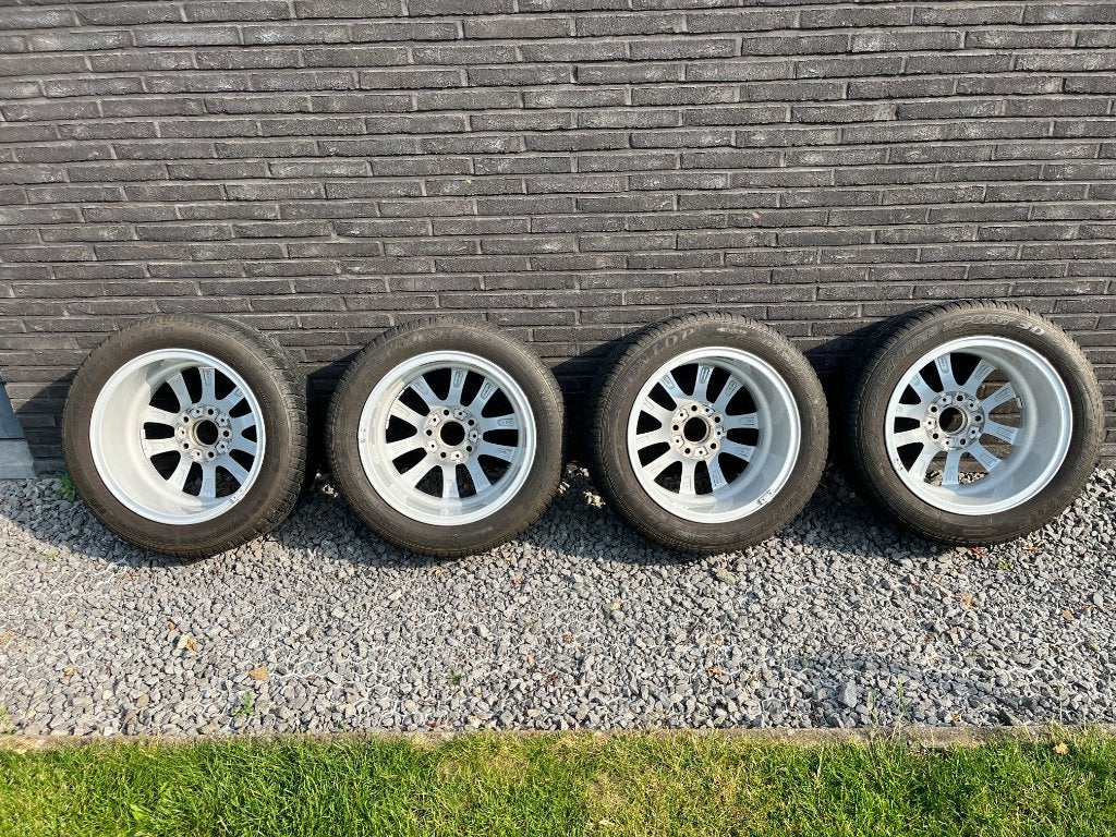 BMW 1-serie (F20) set winterwielen, Auto-onderdelen, Banden en Velgen, Banden en Velgen, Winterbanden, 16 inch, 205 mm, Personenwagen