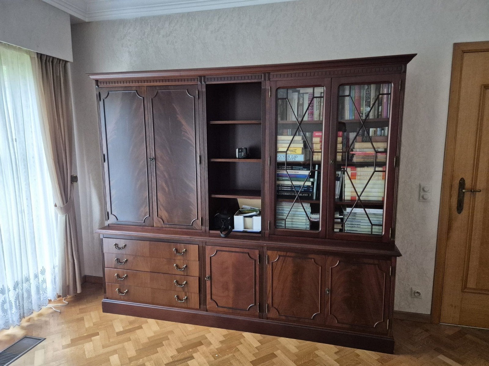 Belle armoire de bibliothèque/bibliothèque classique en bois, 150 à 200 cm, Chêne, Comme neuf, Avec tiroir(s)