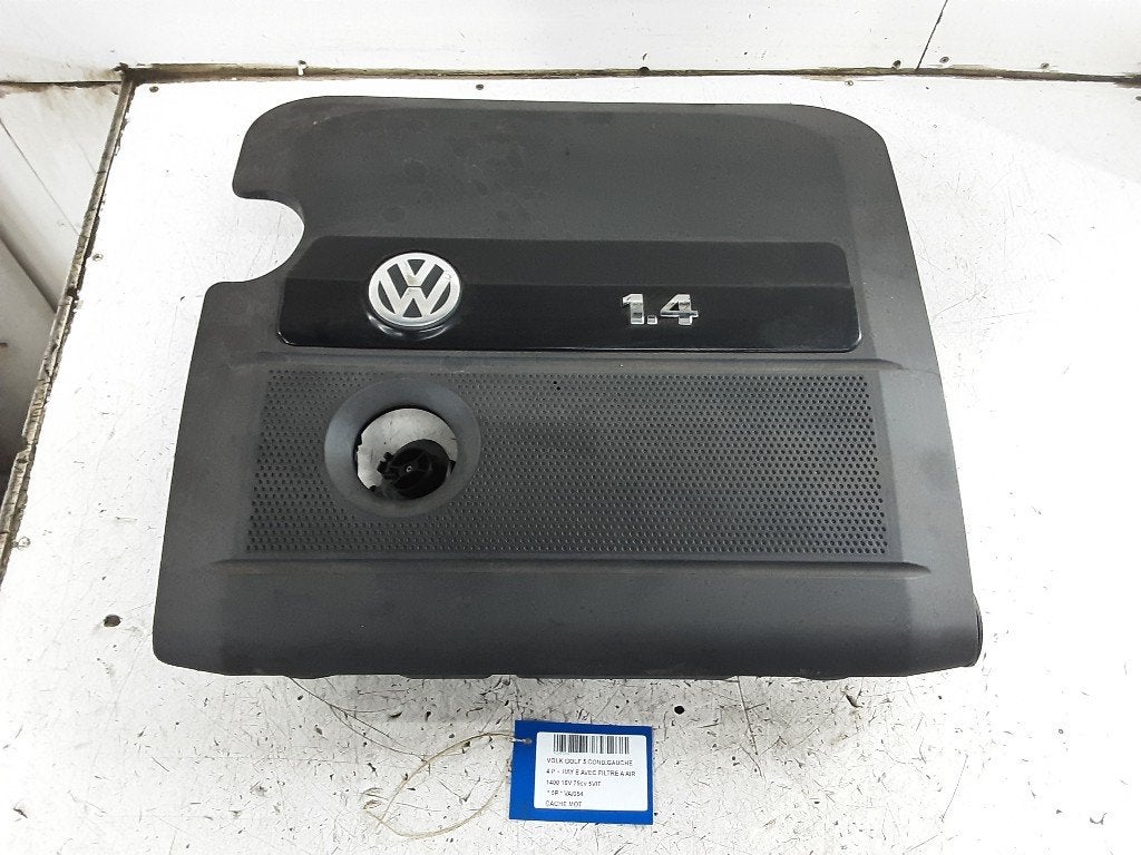 CACHE MOTEUR Volkswagen Golf IV (1J1) (036129607), Autos : Pièces & Accessoires, Volkswagen, Mevr. I. Hauben, Utilisé, Rue de l'Espoir 34 34
4030  GRIVEGNÉE, BE