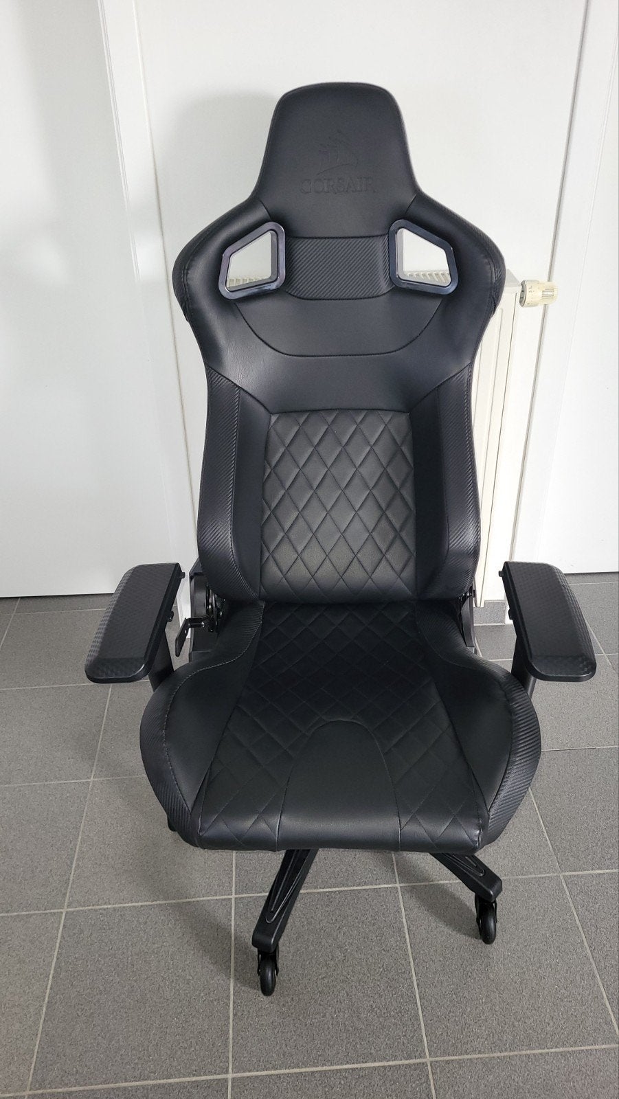 chaise gamer corsair, Enlèvement
