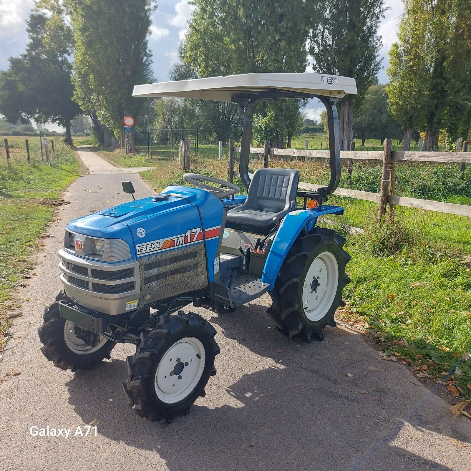minitractor iseki 19pk 4x4 NIEUWSTAAT!, Ophalen