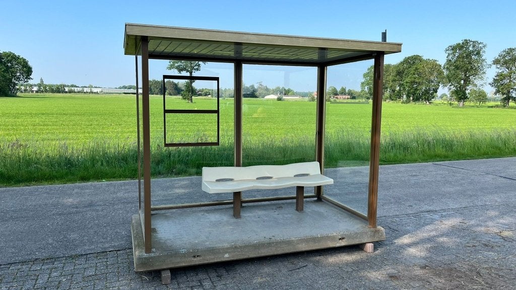 Glazen bushokje wachthokje met betonnen vloerplaat (volière), Tuin en Terras, Tuinhuizen, Gebruikt, Overige typen, Metaal, Minder dan 250 cm